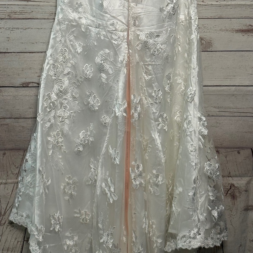 Lulus Lucina White Embroidered Bustier Long Sleeve Maxi Dress Medium - Picture 8 of 11